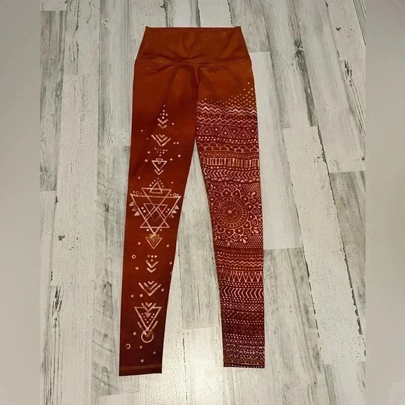 Mika Yoga Wear Leggings 3 pairs size Small/Medium - Picture 8 of 8